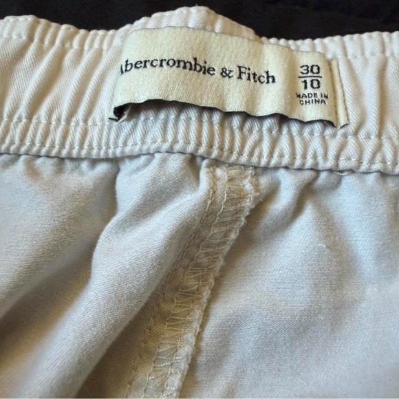 Women’s  White Cargo Pants - Picture 4 of 6